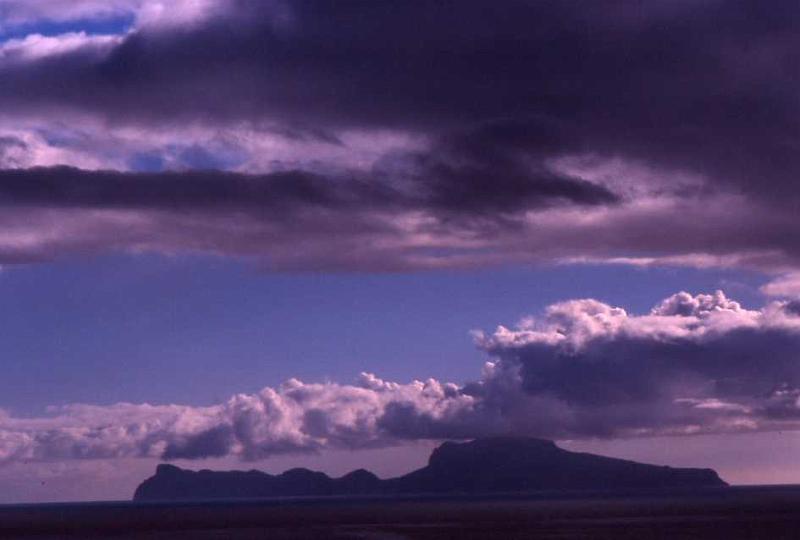 54-Capri vista da Napoli,1 gennaio 1998.jpg